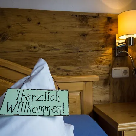 Rusticana Клайс